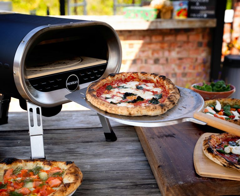 Revolve pizza oven tuu J FSLZ38 unsplash